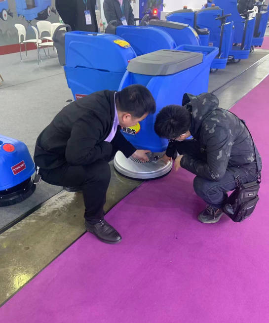 中西小型电动洗地机是否适合用于环卫保洁